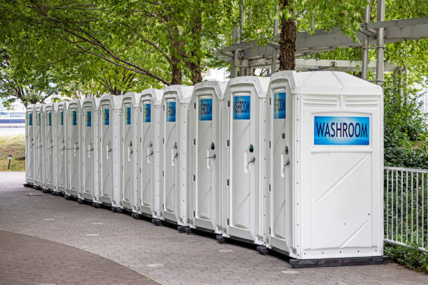 Best Luxury portable toilet rental  in Meadow Glade, WA